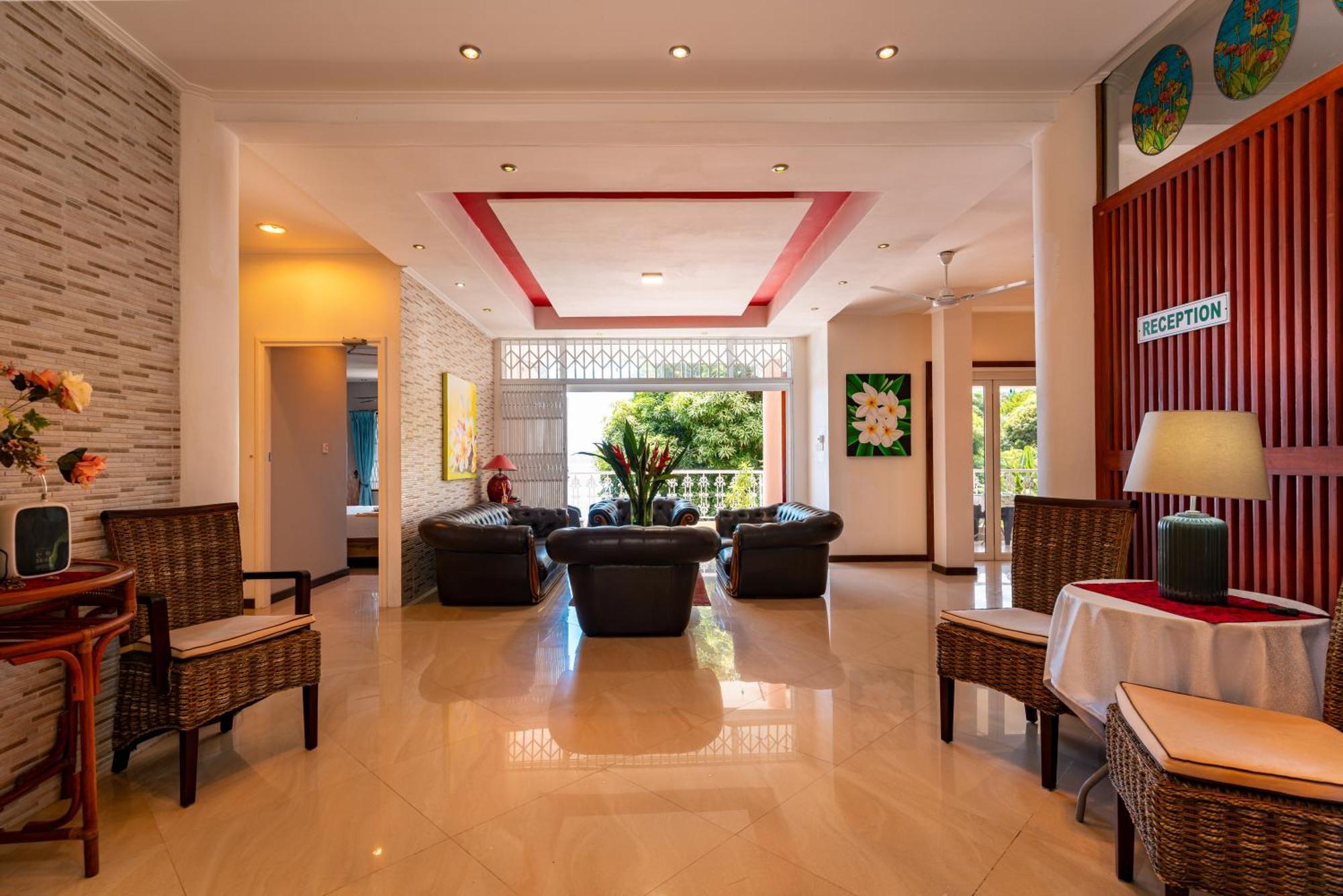 กลาซิส ไฮท์ วิลลา Bed & Breakfast Glacis  ภายนอก รูปภาพ