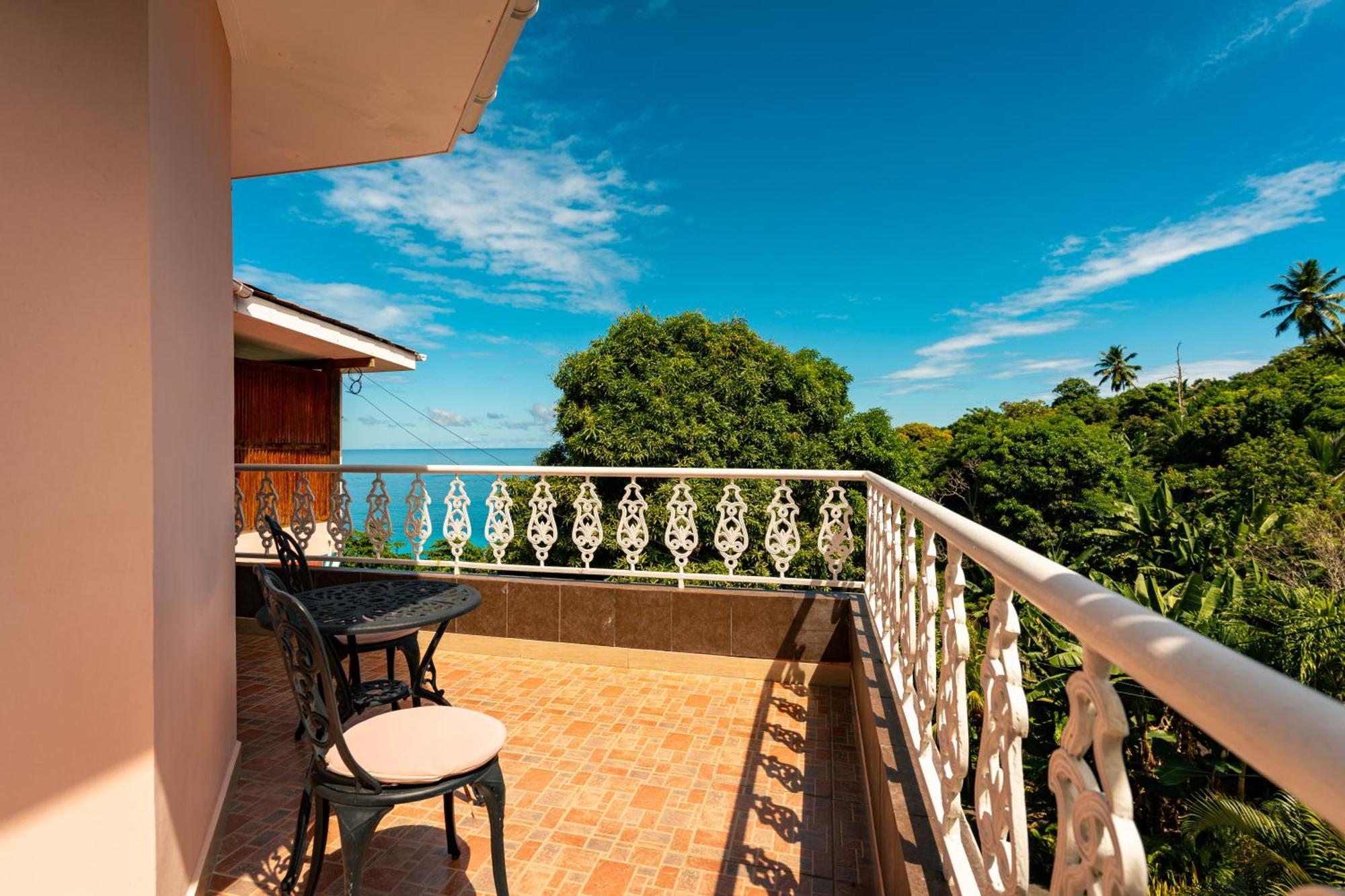 กลาซิส ไฮท์ วิลลา Bed & Breakfast Glacis  ภายนอก รูปภาพ