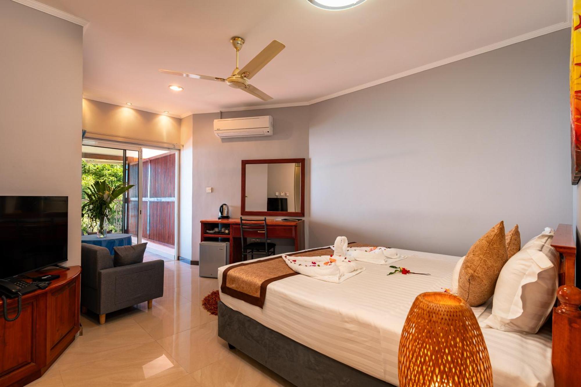กลาซิส ไฮท์ วิลลา Bed & Breakfast Glacis  ภายนอก รูปภาพ