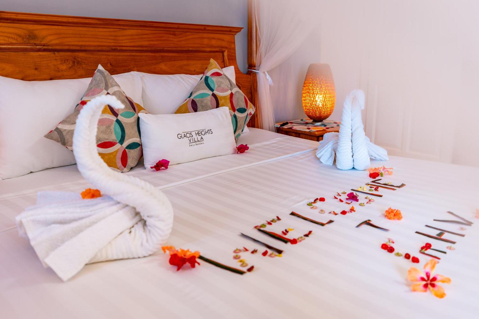กลาซิส ไฮท์ วิลลา Bed & Breakfast Glacis  ภายนอก รูปภาพ